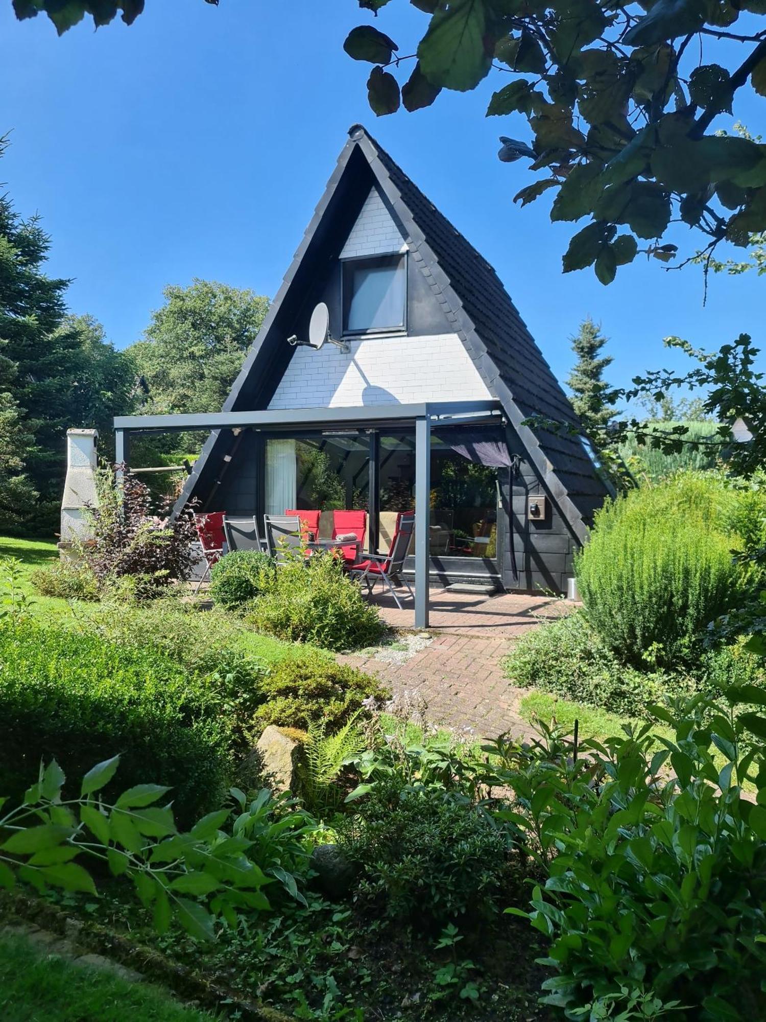 Haus Rosengarten Mit Sauna Bad Wünnenberg Eksteriør billede